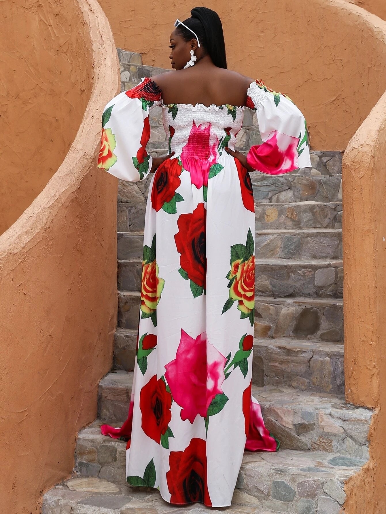 Robe Bardot froncée à imprimé floral Curvy Plus P0121