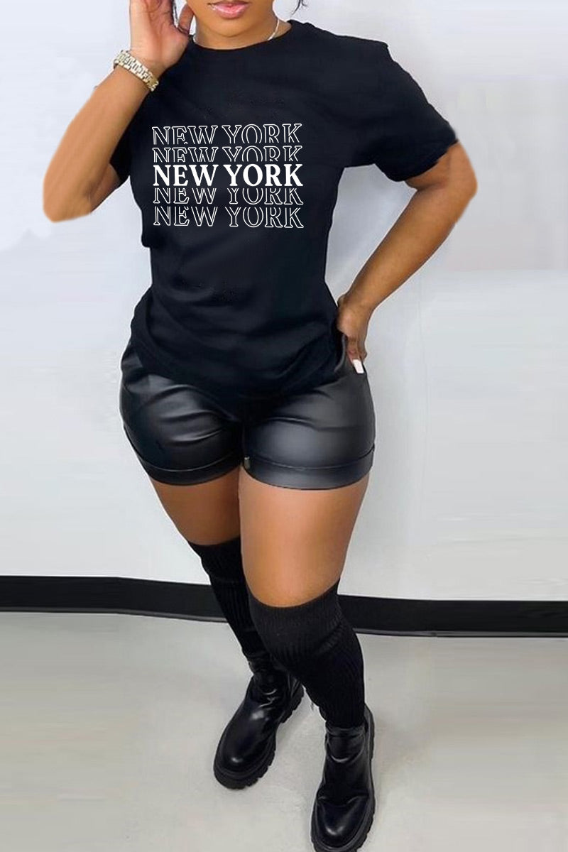 T-shirt noir à col rond et manches courtes imprimé New York de grande taille