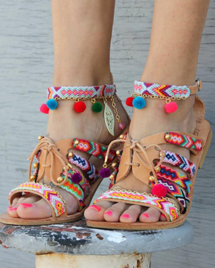 Sandales plates décontractées à lacets à pompons de style ethnique