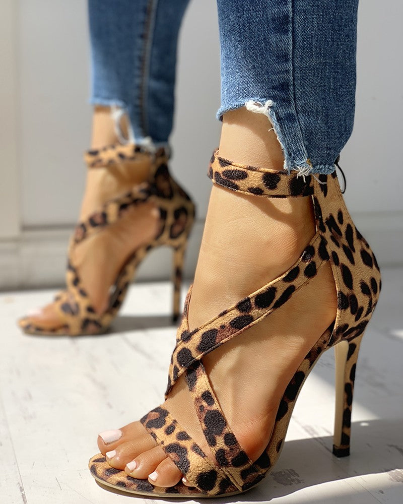 Sandales à talons minces léopard entrecroisées à glissière au dos
